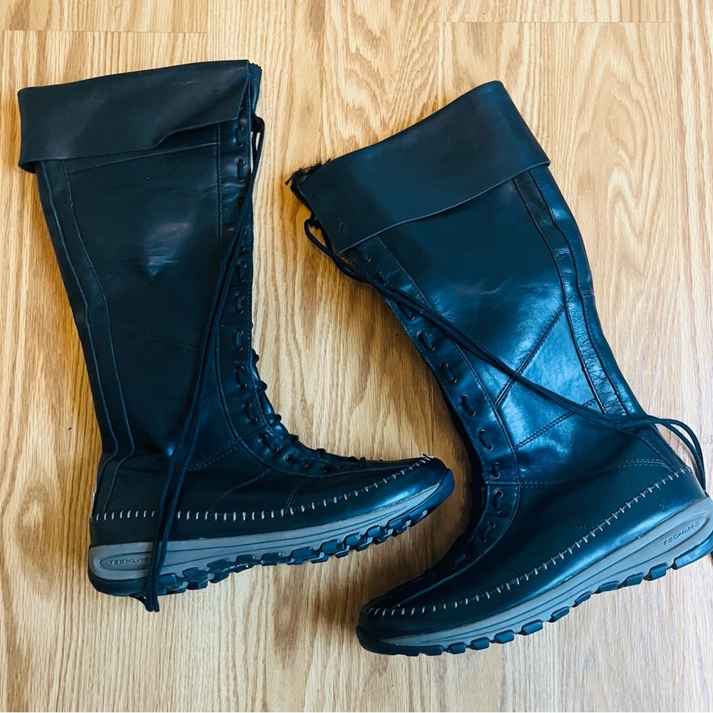 Columbia Techlite boots